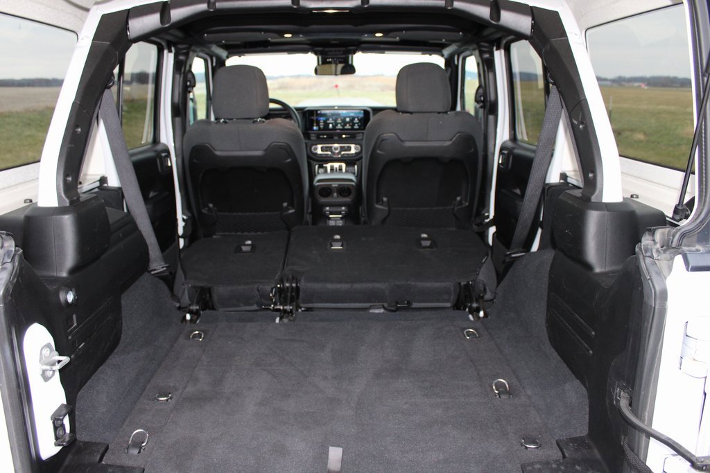 Used 2024 Jeep Wrangler Unlimited Rubicon image 35