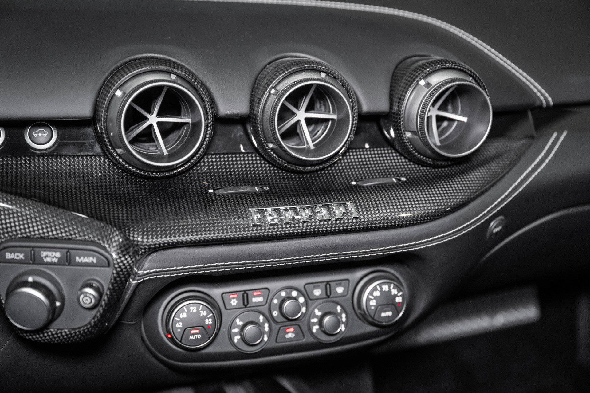 Used 2017 Ferrari F12 Berlinetta RWD image 31