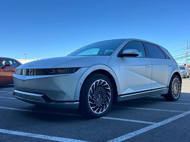 New 2024 Hyundai Ioniq 5 Limited image 1