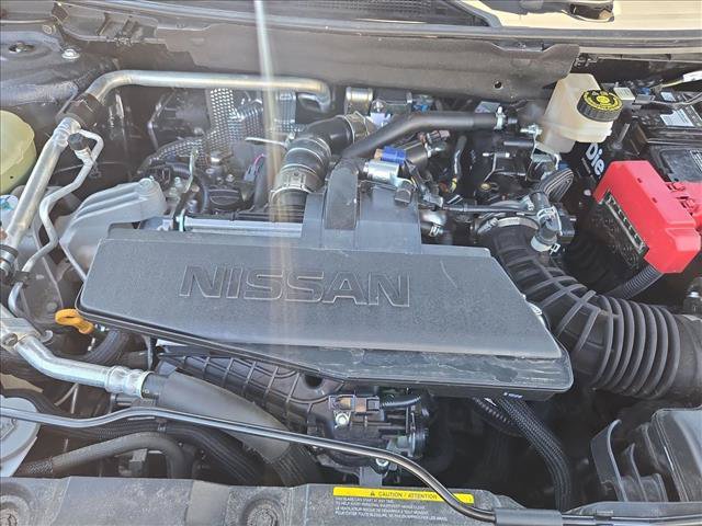 Used 2025 Nissan Rogue S AWD/4WD image 22