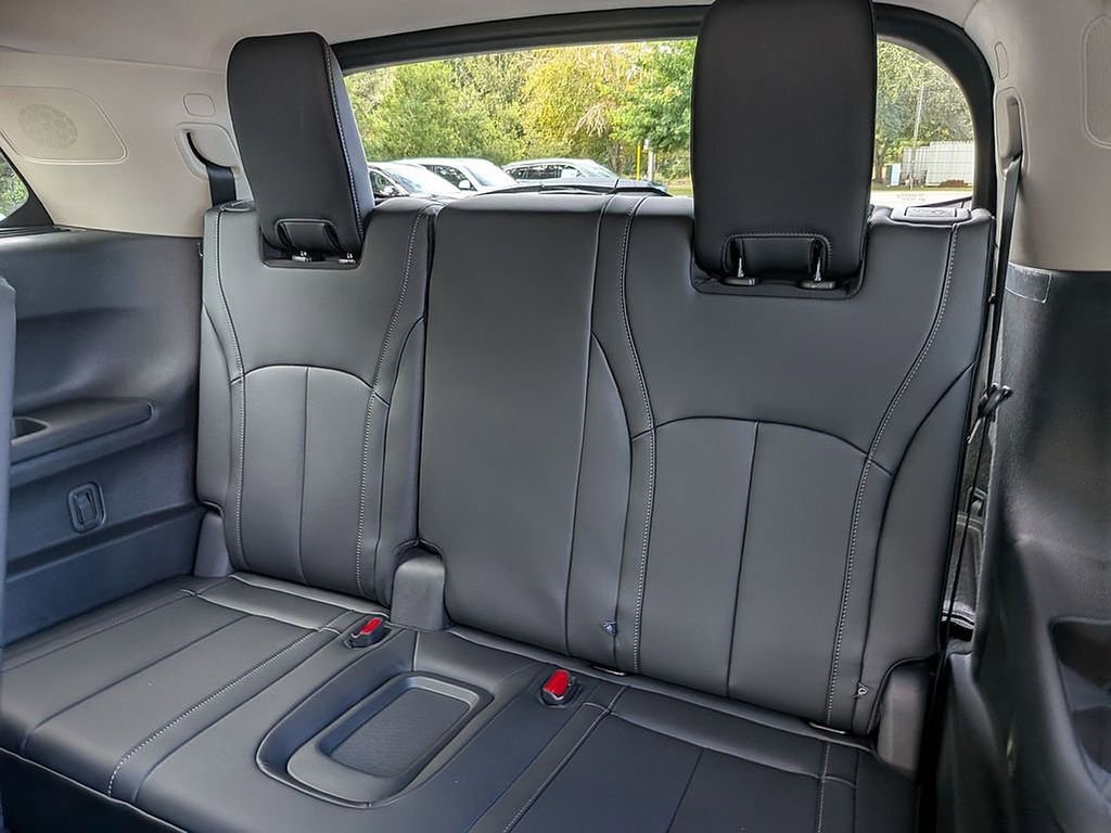 New 2026 INFINITI QX60 Luxe image 30