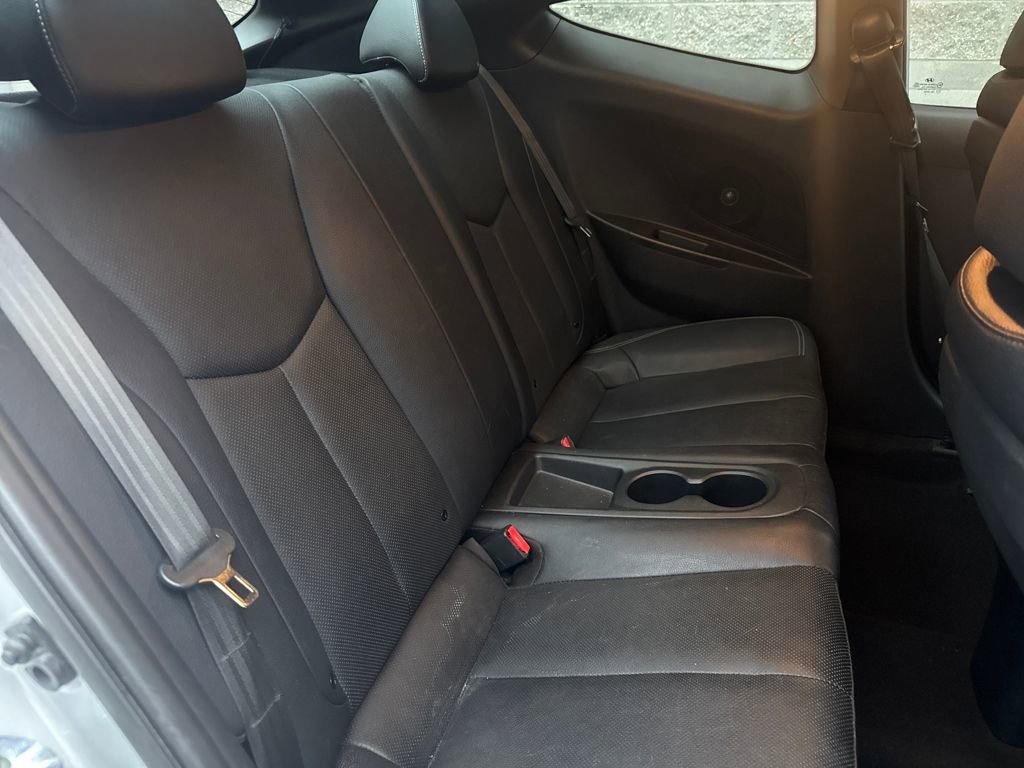 Used 2015 Hyundai Veloster Turbo image 16