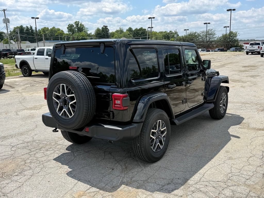 New 2026 Jeep Wrangler Unlimited Sahara AWD/4WD image 6