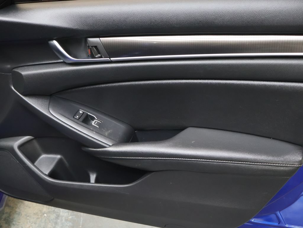 Used 2019 Honda Accord Sport image 12
