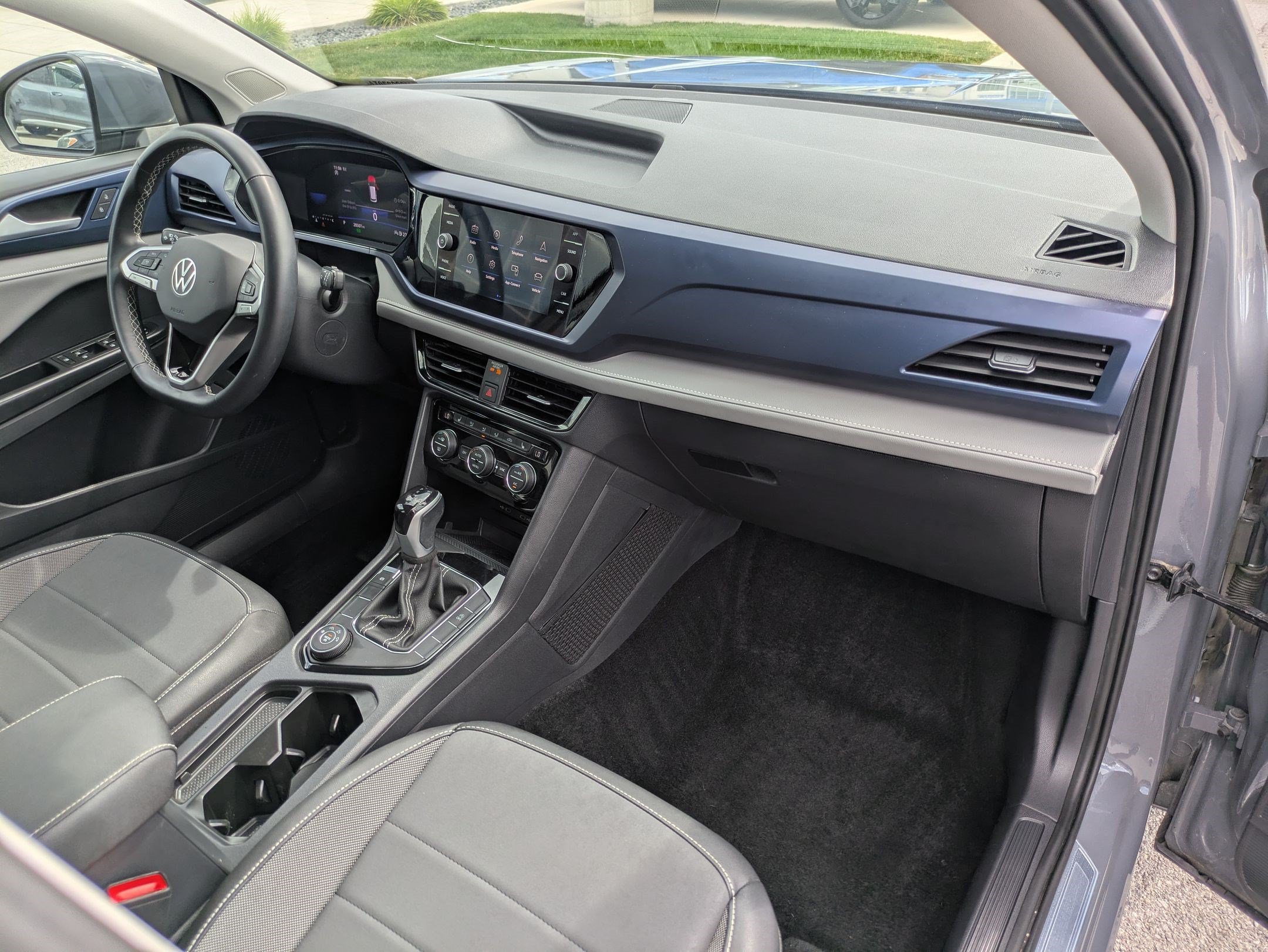 Certified 2024 Volkswagen Taos SE AWD/4WD image 34