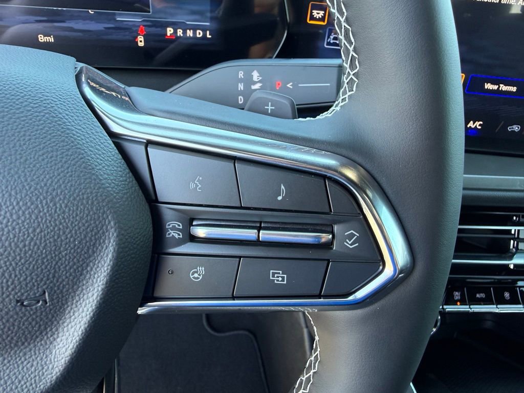 New 2026 Chevrolet Traverse LT image 25