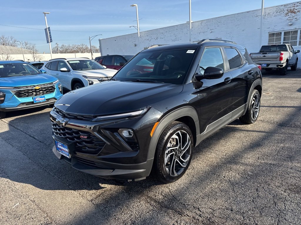 Used 2025 Chevrolet TrailBlazer RS w/ Convenience Package image 3