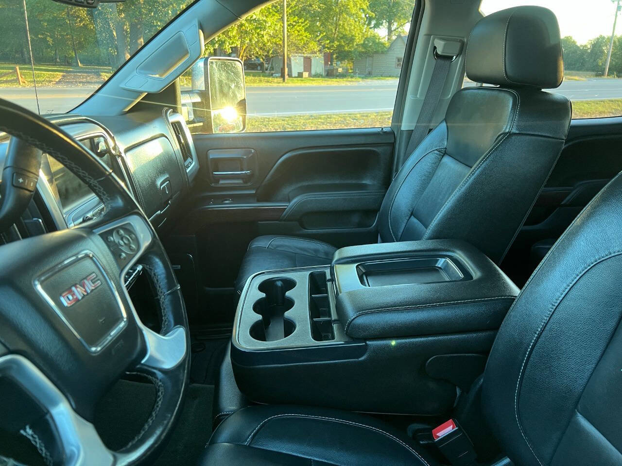Used 2016 GMC Sierra 2500 SLT w/ Duramax Plus Package image 10