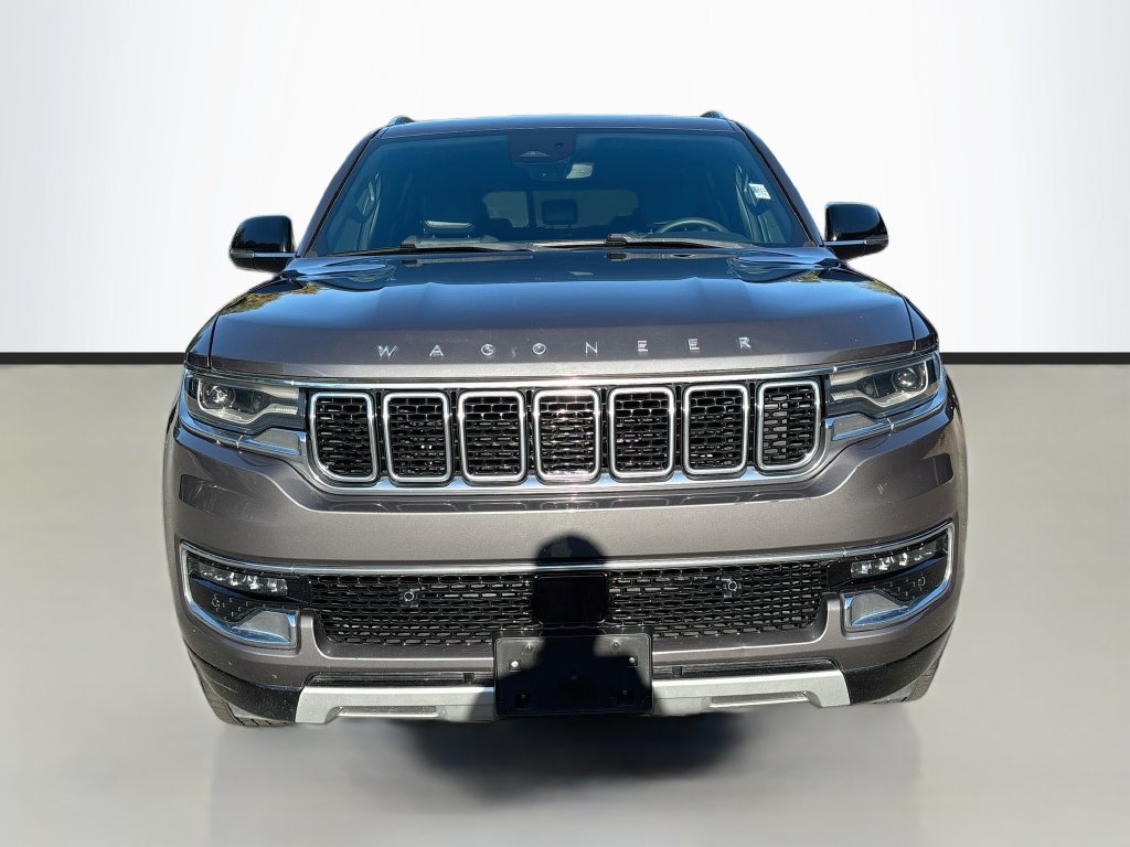 Used 2024 Jeep Wagoneer L Series II AWD/4WD image 2