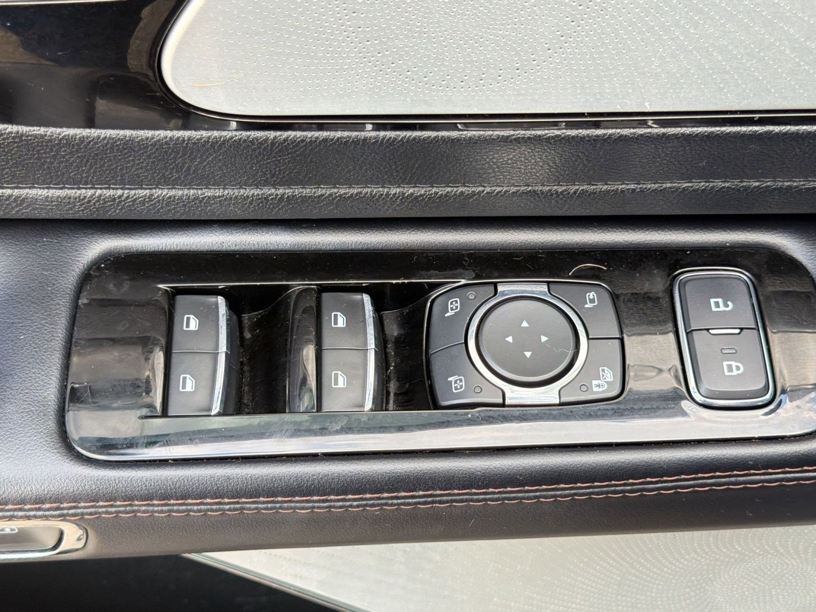 Used 2021 Lincoln Aviator Reserve w/ Equipment Group 208A RWD image 12