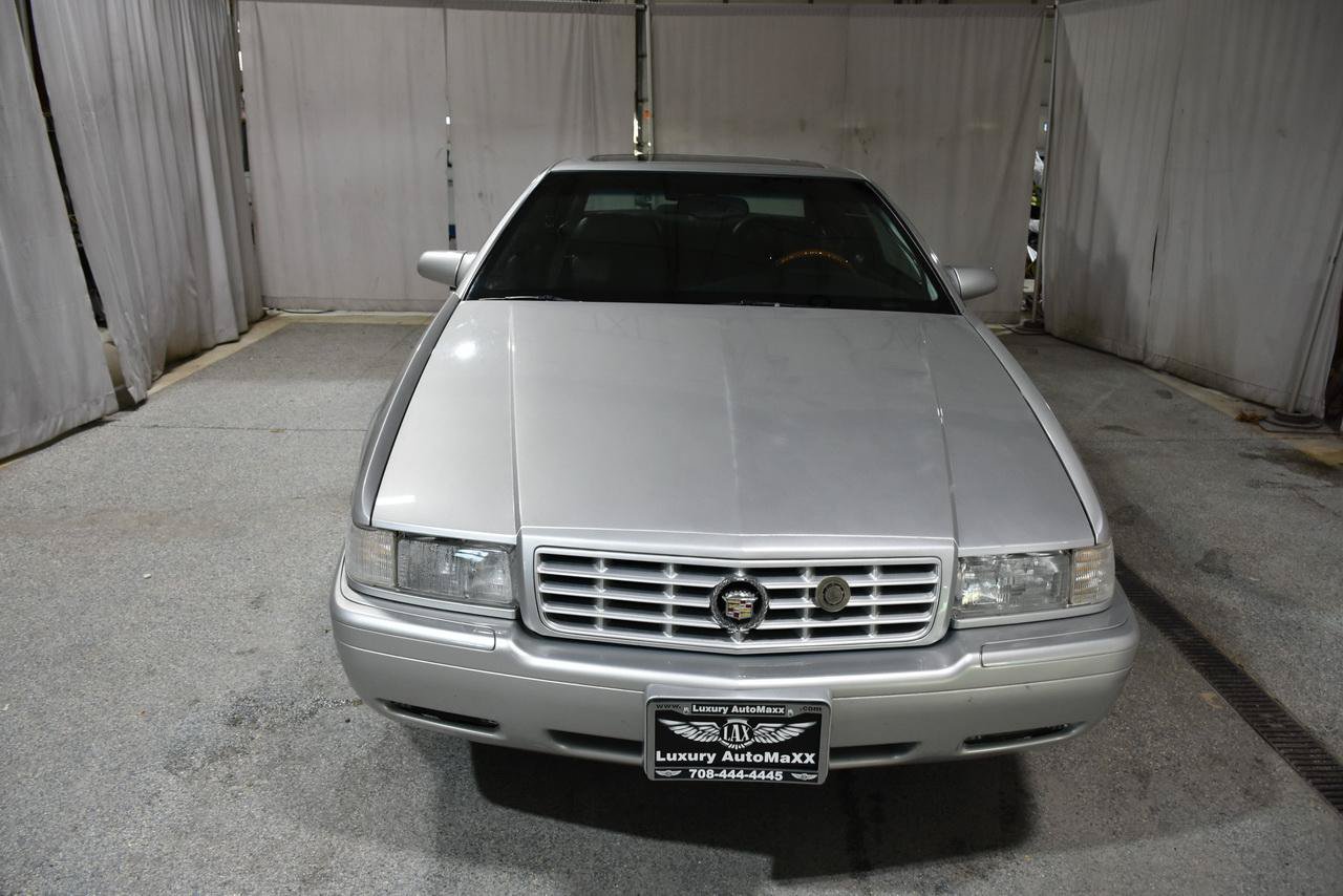 Used 2001 Cadillac Eldorado Touring FWD image 9