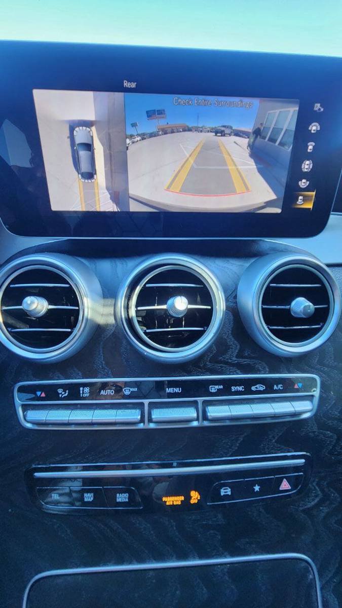 Used 2023 Mercedes-Benz GLC 300 4MATIC Coupe image 27
