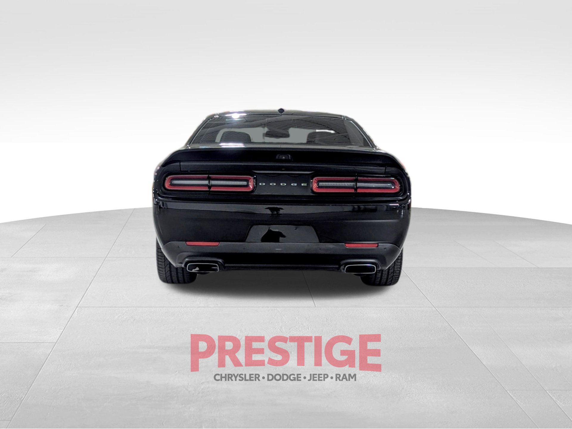 Used 2022 Dodge Challenger R/T Scat Pack w/ Dynamics Package RWD image 8