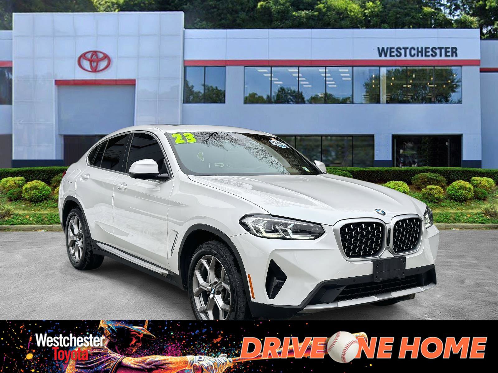Used 2023 BMW X4 xDrive30i w/ Premium Package image 1