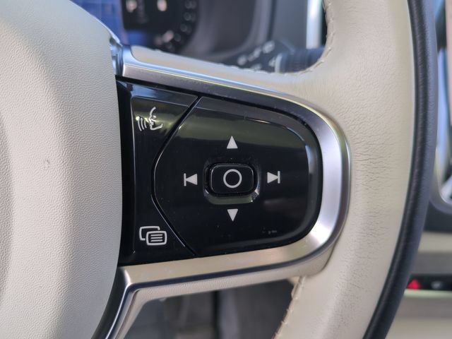 Certified 2024 Volvo XC90 B6 Ultimate w/ Protection Package Premier AWD/4WD image 19