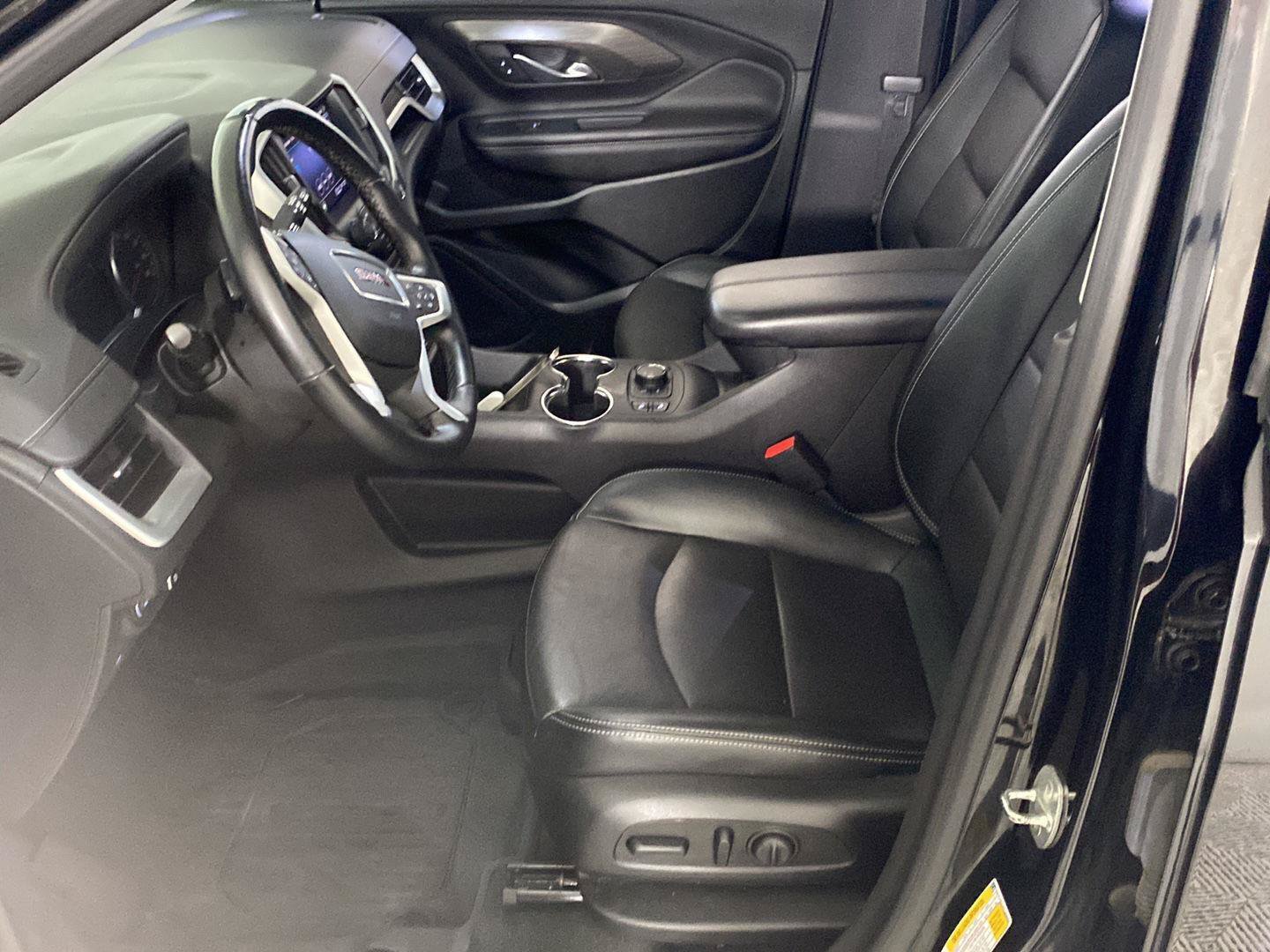 Certified 2023 GMC Terrain SLT w/ LPO, Floor Liner Package FWD image 28