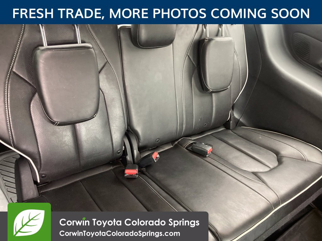 Used 2021 Chrysler Pacifica Limited w/ Uconnect Theater Family Group AWD/4WD image 12