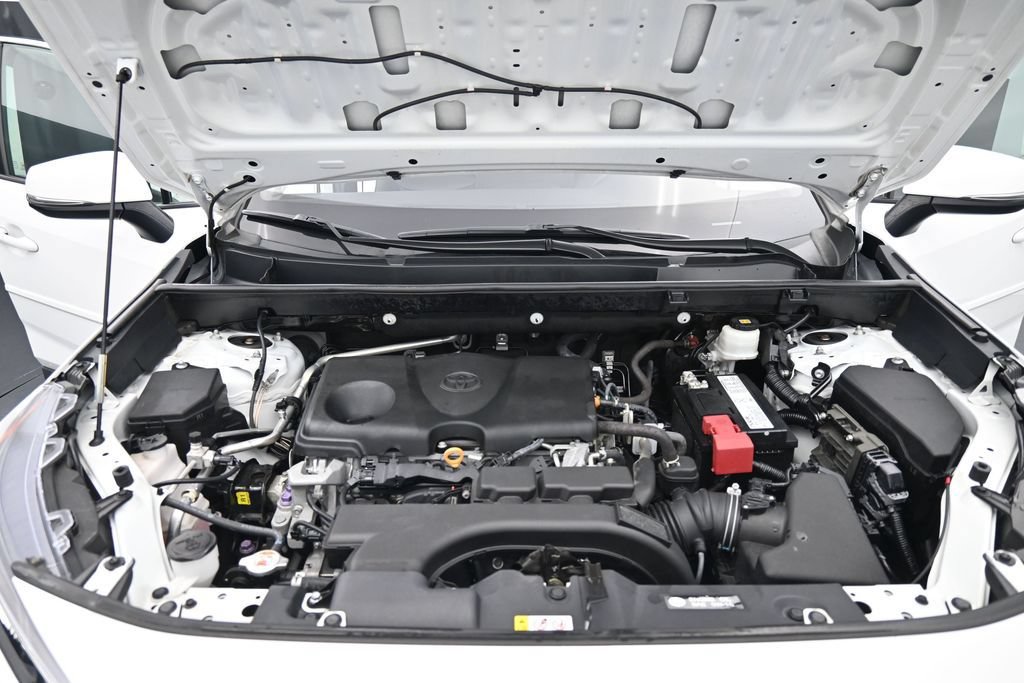 Used 2019 Toyota RAV4 XLE Premium w/ Cold Weather Package AWD/4WD image 26
