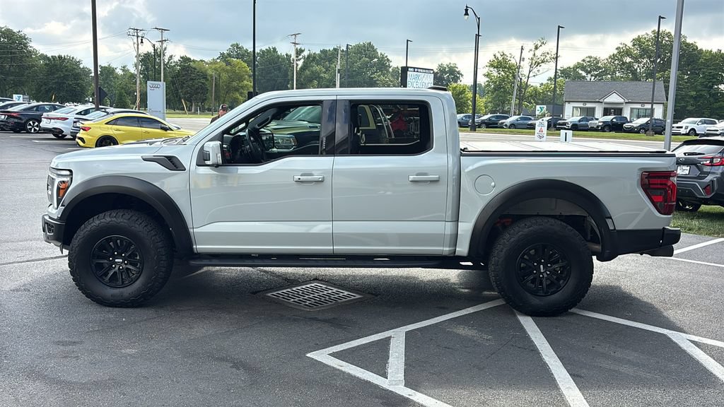 Used 2024 Ford F150 Raptor AWD/4WD image 3