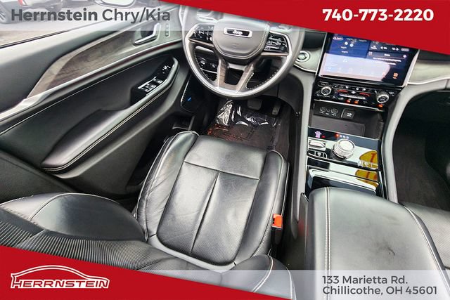 Used 2021 Jeep Grand Cherokee L Overland w/ Luxury Tech Group IV AWD/4WD image 12