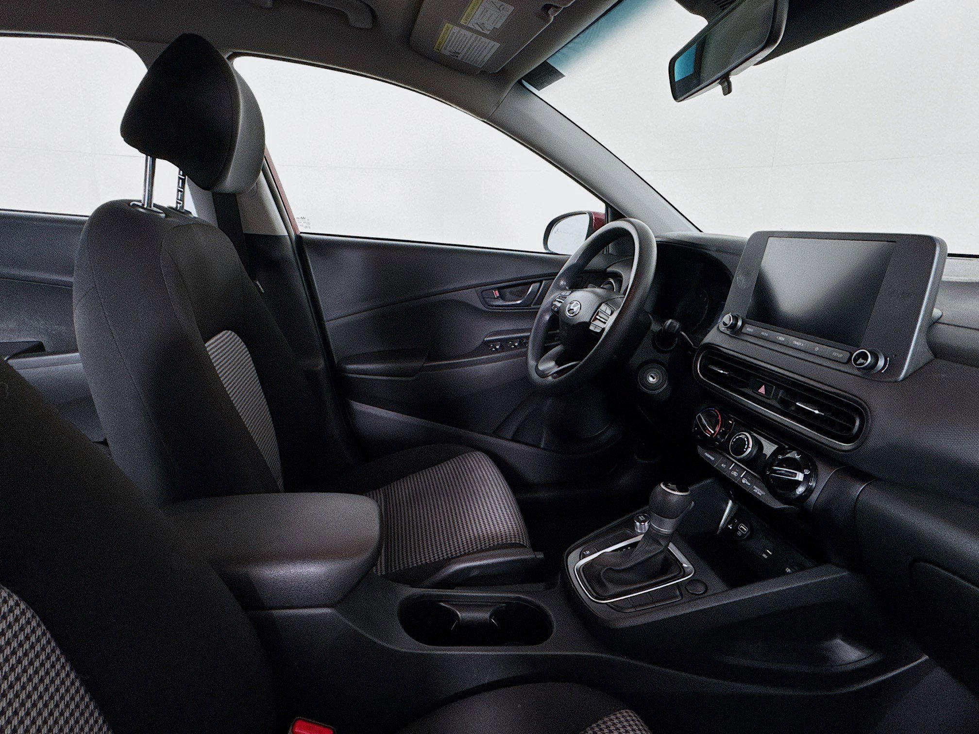 Used 2023 Hyundai Kona SE FWD image 27