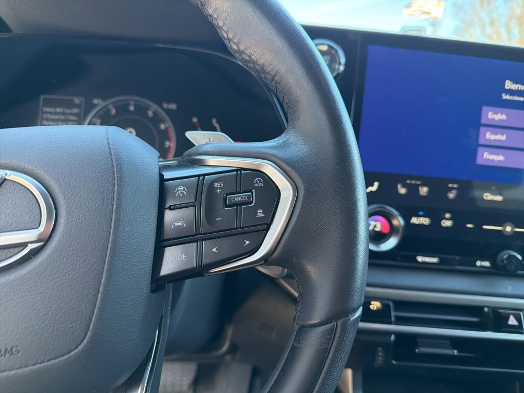 Used 2024 Lexus RX 350 Premium w/ Accessory Package (Z1) image 31