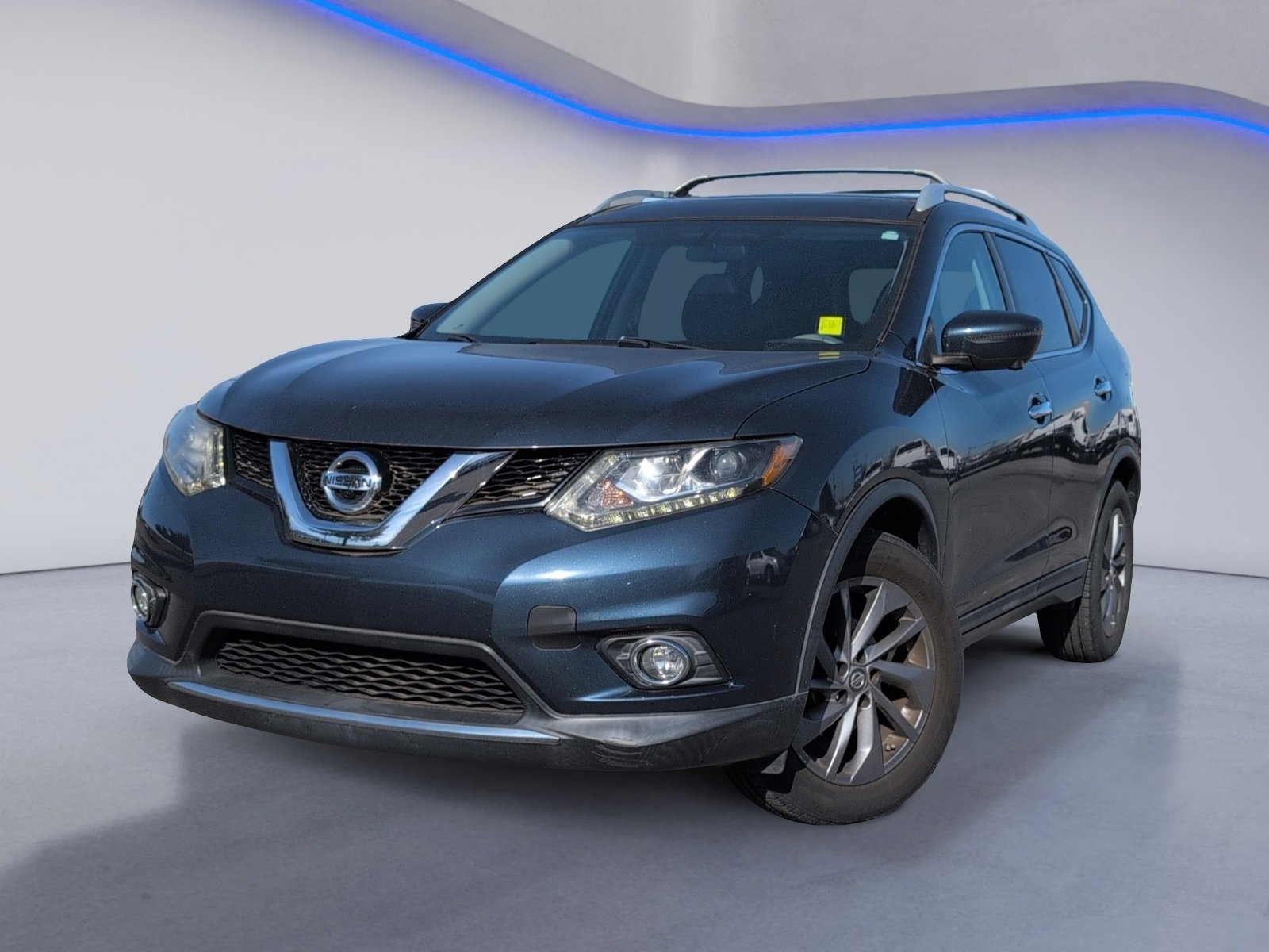 Used 2016 Nissan Rogue SL w/ SL Premium Package image 2