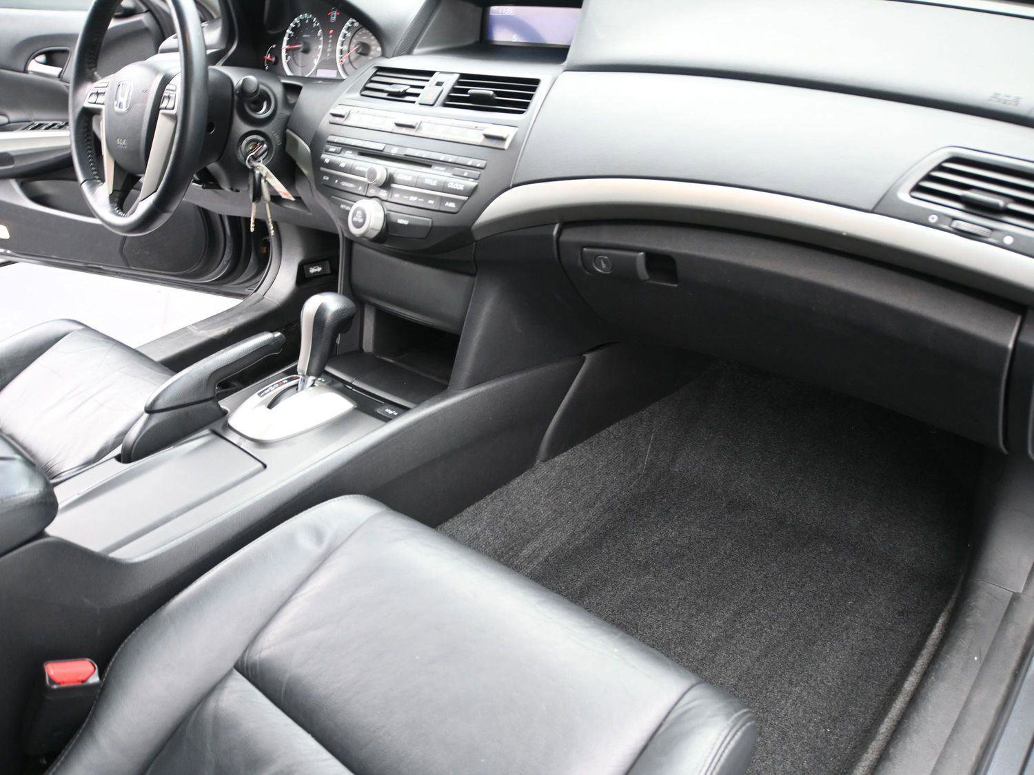 Used 2010 Honda Accord EX-L image 16