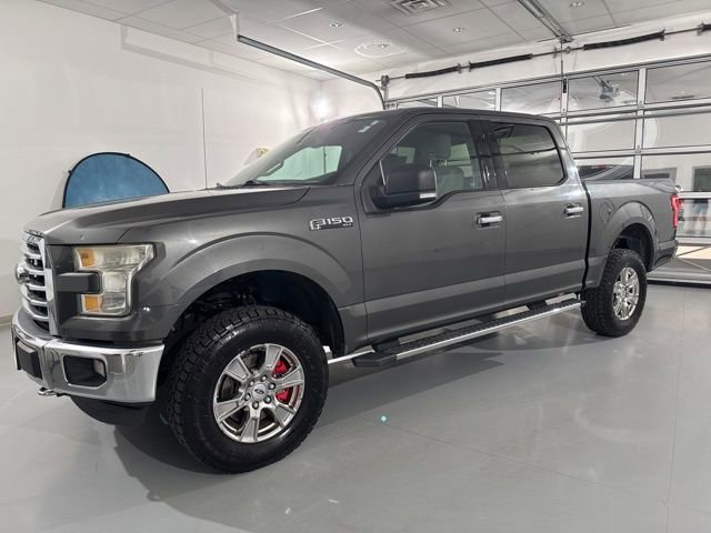 Used 2015 Ford F150 XLT w/ Equipment Group 301A Mid AWD/4WD image 4