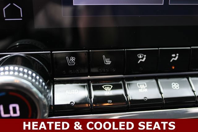 Used 2025 GMC Canyon Denali AWD/4WD image 6