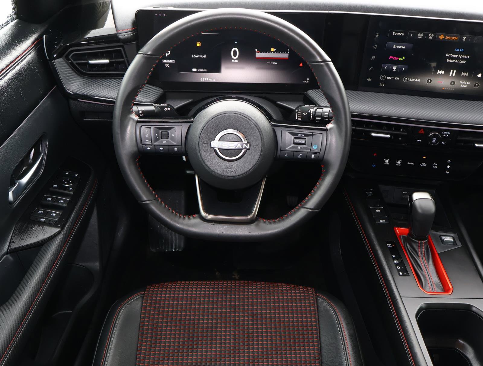 Used 2025 Nissan Kicks SR image 9