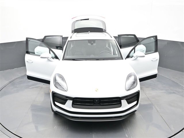 New 2026 Porsche Macan S image 30