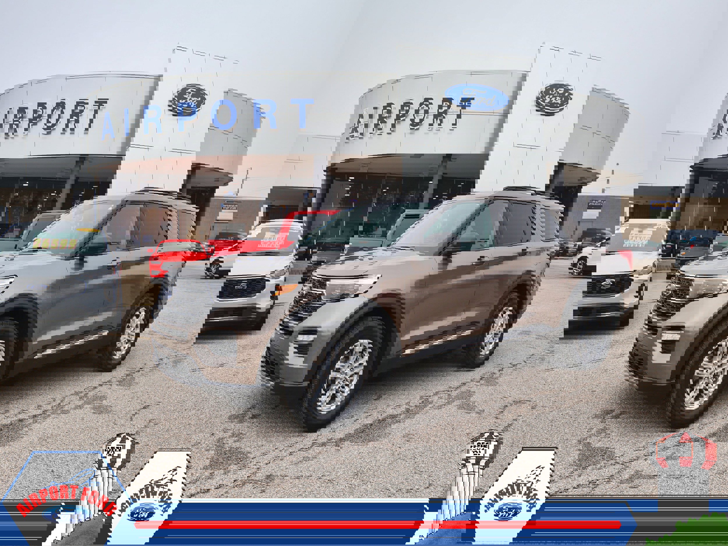 Used 2021 Ford Explorer XLT w/ Equipment Group 202A image 1