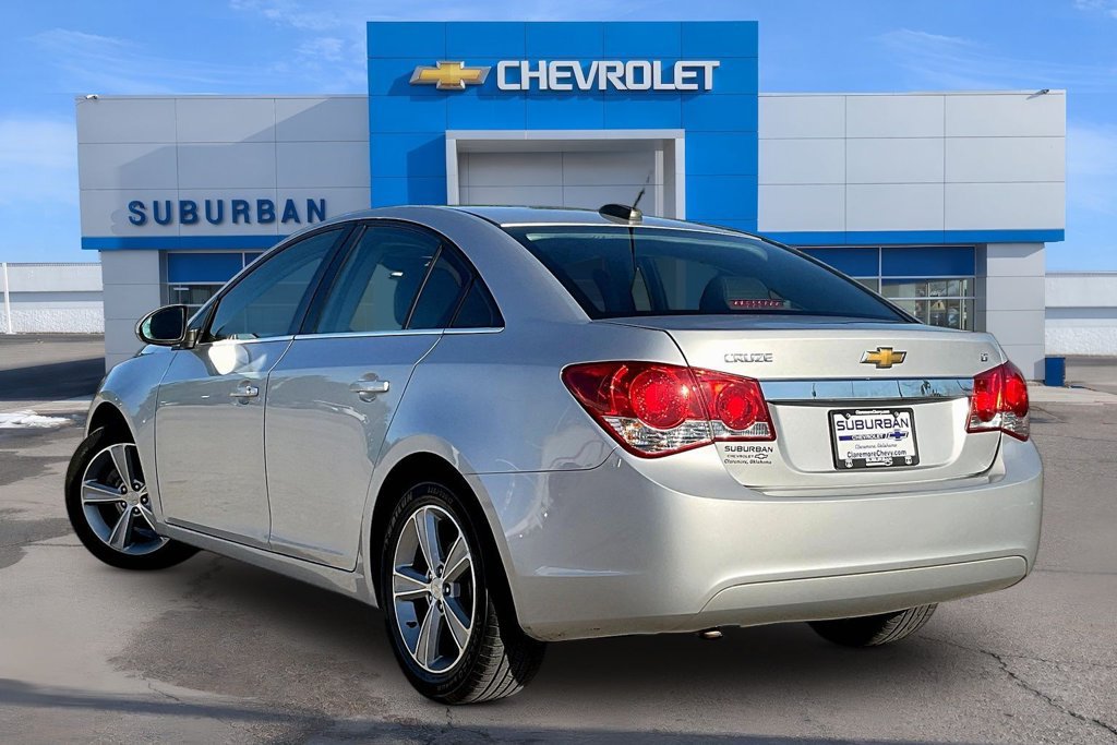 Used 2015 Chevrolet Cruze LT FWD image 3