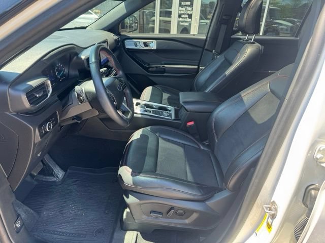 Used 2023 Ford Explorer ST-Line w/ Class IV Trailer Tow Package AWD/4WD image 20