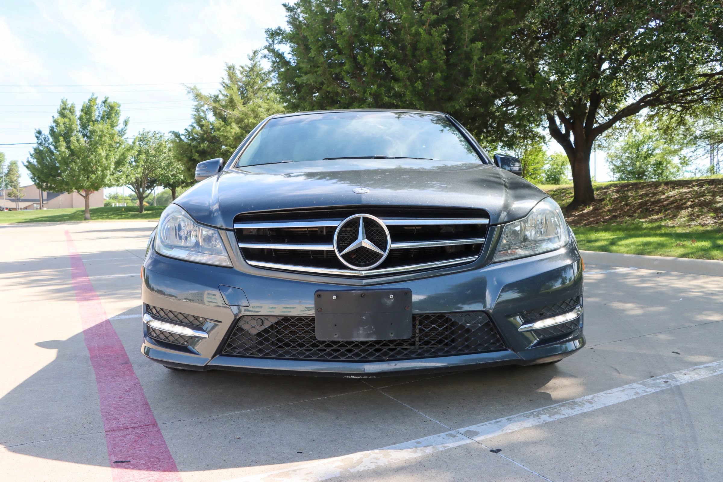 Used 2014 Mercedes-Benz C 300 4MATIC Sedan image 2
