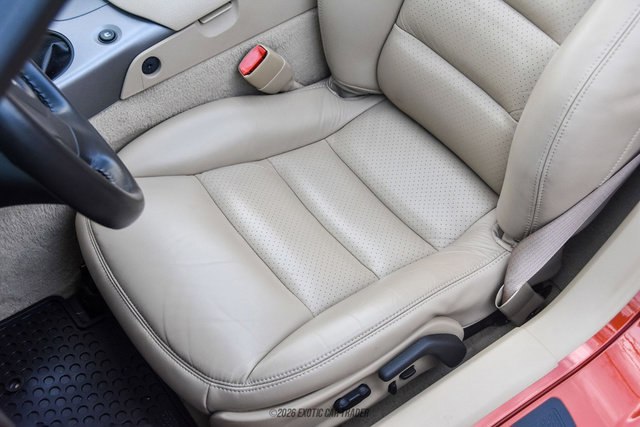 Used 2006 Chevrolet Corvette Convertible w/ Preferred Equipment Group image 36