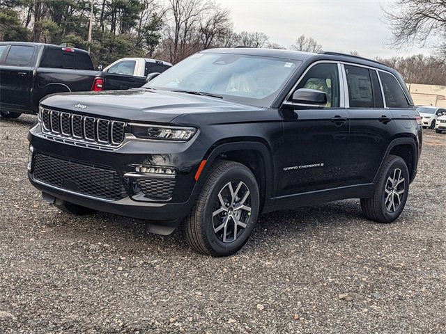 New 2025 Jeep Grand Cherokee Limited image 6