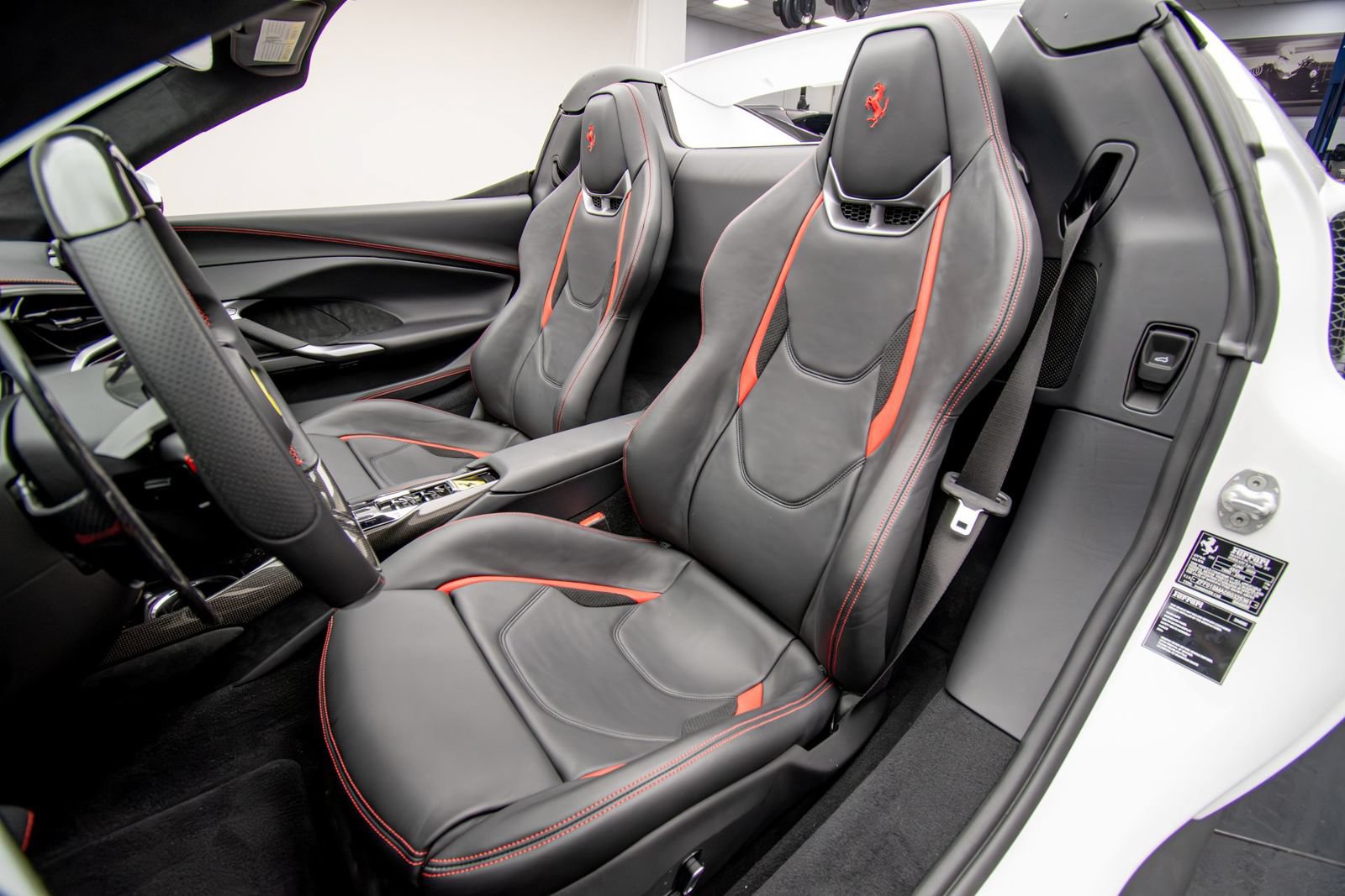 Used 2025 Ferrari 296 GTS RWD image 20