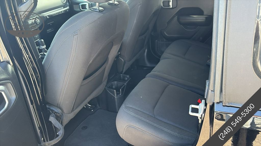 Used 2022 Jeep Wrangler Unlimited Sport image 23
