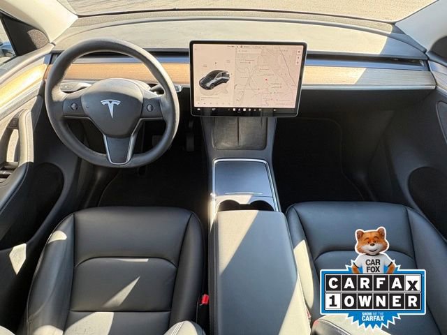 Used 2025 Tesla Model Y Long Range image 16