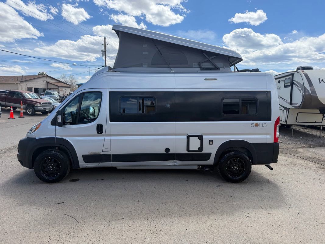 Used 2021 RAM ProMaster 2500 FWD image 9