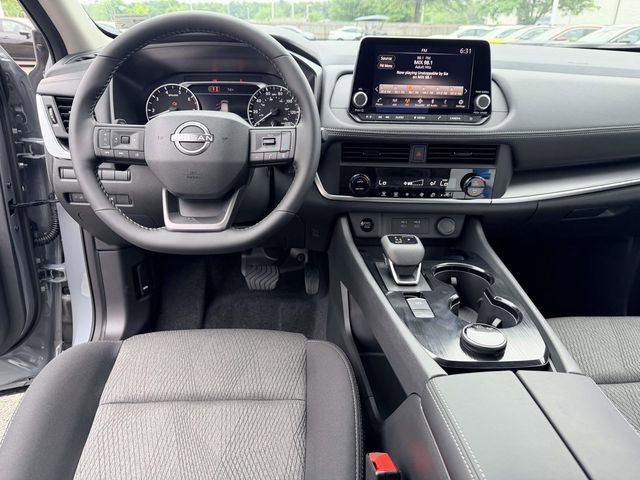 New 2026 Nissan Rogue SV AWD/4WD image 17