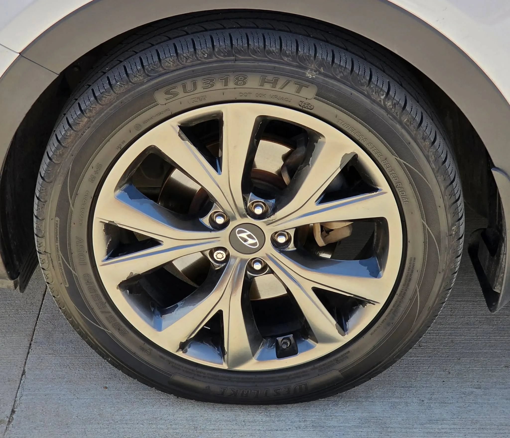 Used 2018 Hyundai Santa Fe Sport w/ Cargo Package FWD image 35