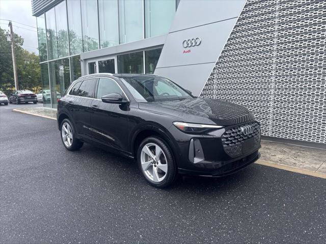 Used 2025 Audi Q5 Premium Plus w/ Premium Plus