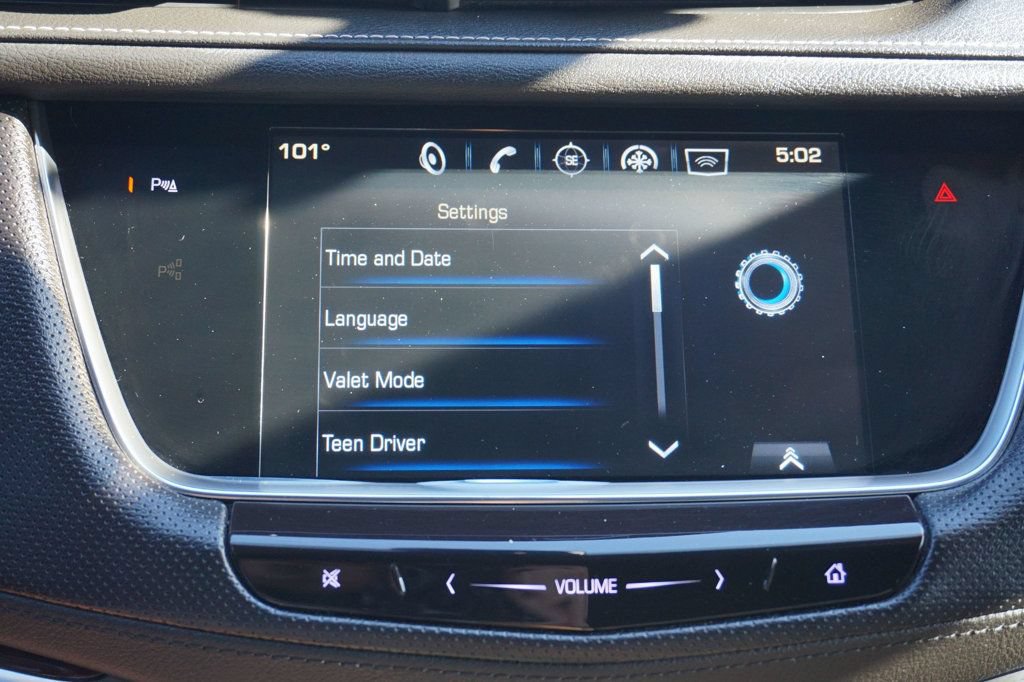 Used 2017 Cadillac XT5 Luxury w/ Driver Awareness Package AWD/4WD image 36