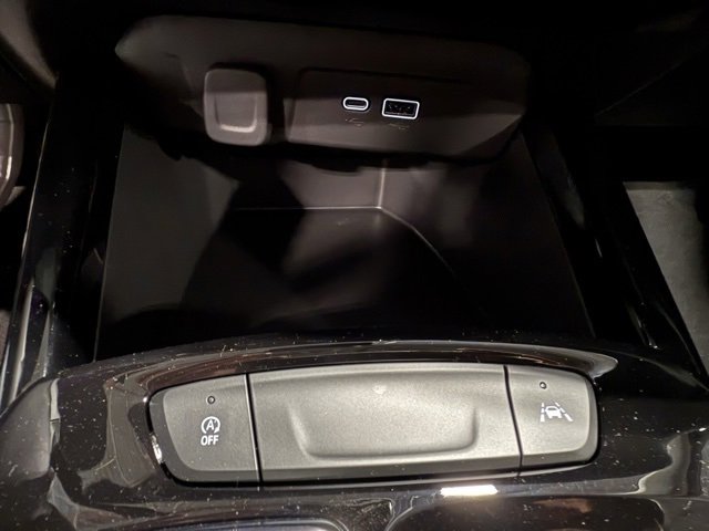 New 2025 Chevrolet Trax LT w/ Driver Confidence Package image 18