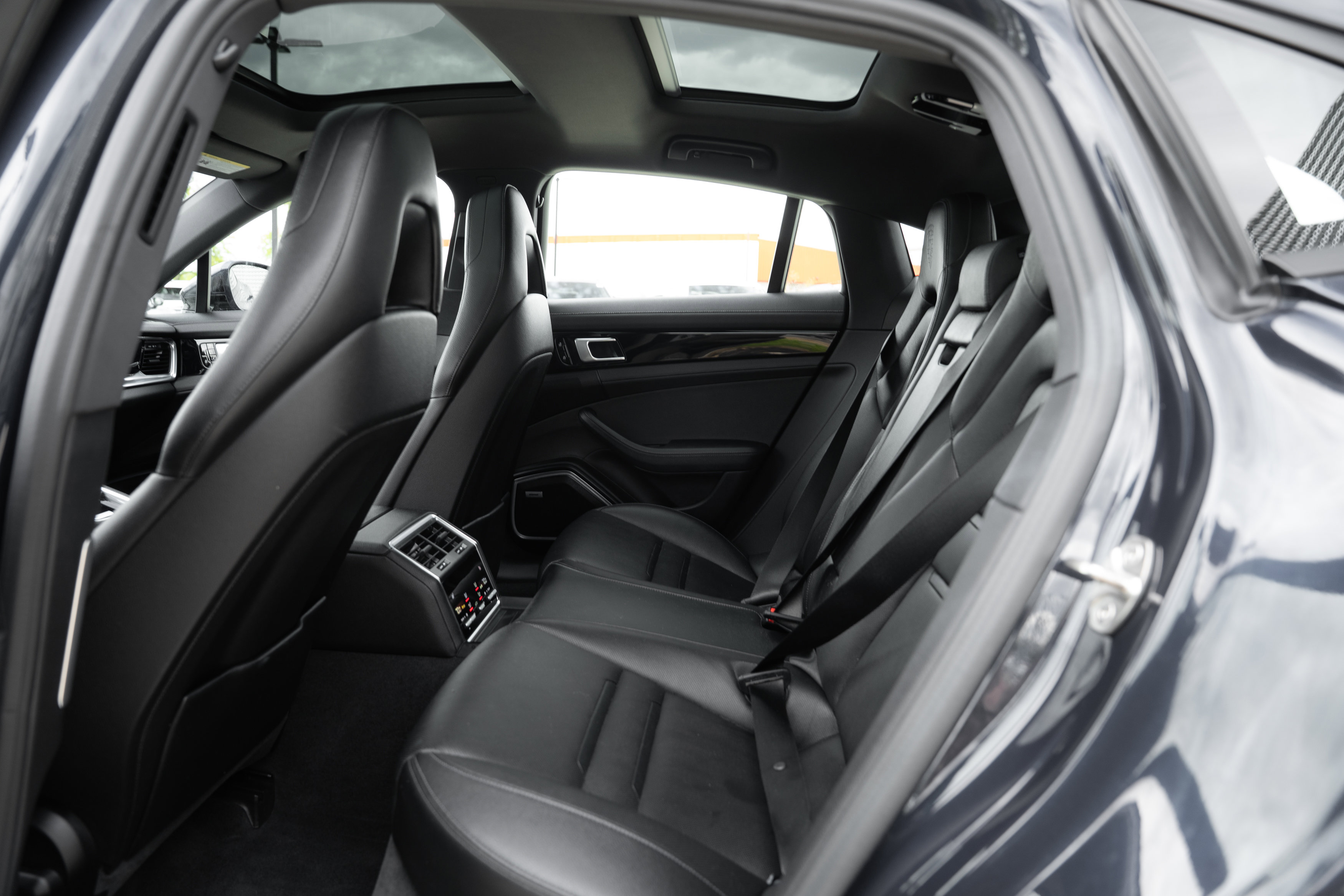 Used 2021 Porsche Panamera 4 AWD/4WD image 26