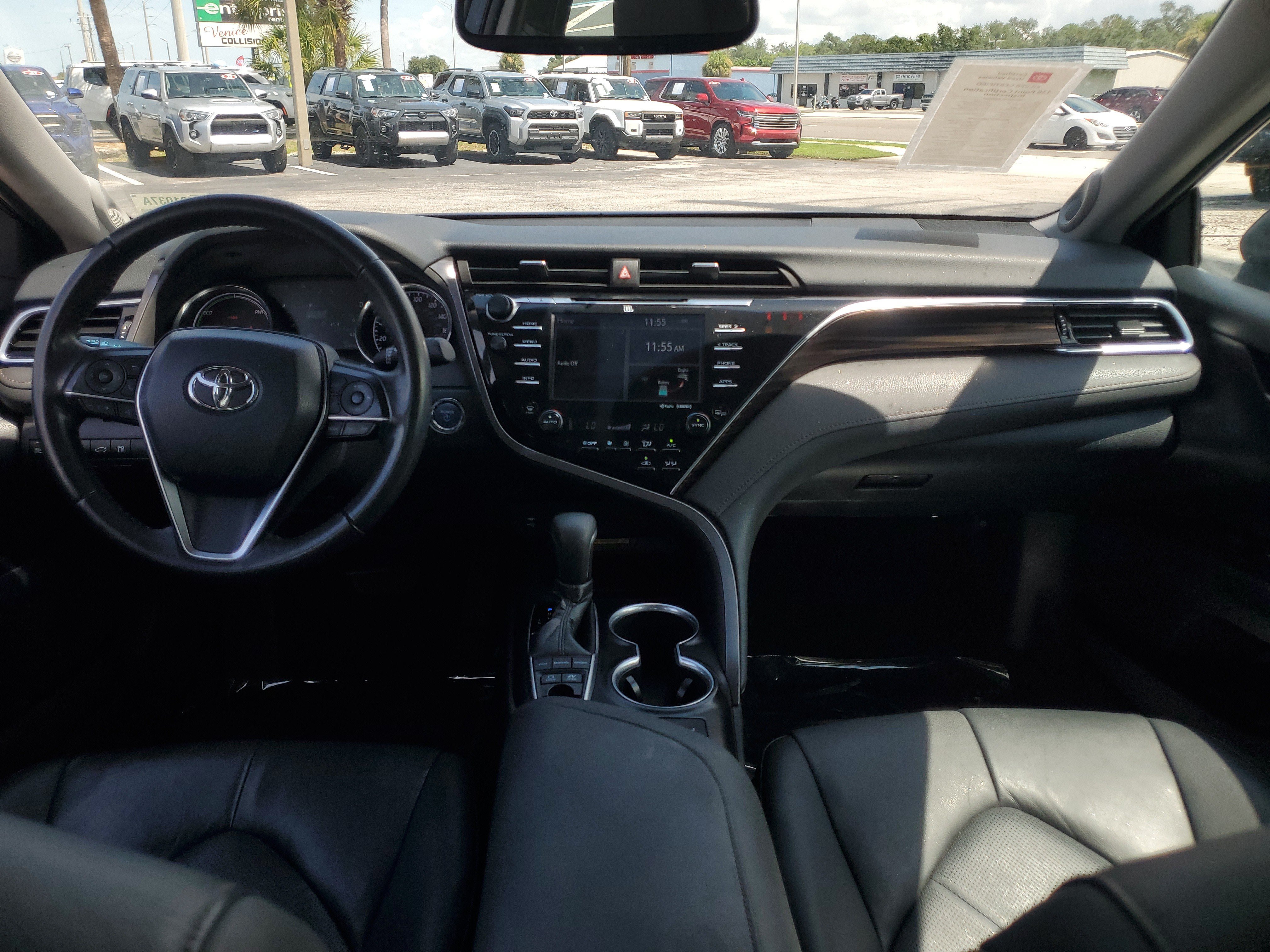 Certified 2018 Toyota Camry XLE w/ Audio Package FWD image 16
