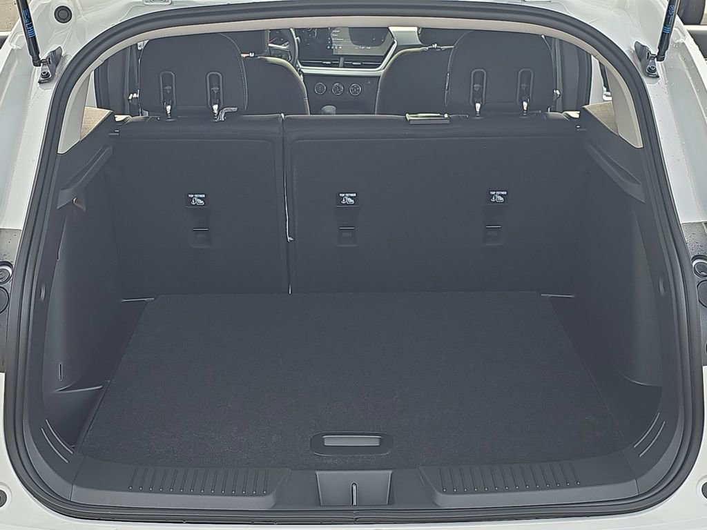 New 2026 Chevrolet Trax LS w/ LS Convenience Package image 12